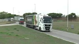 BARCELONA DOCKS TRUCKS SEPT 2017