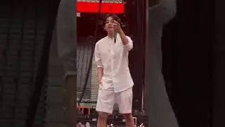 220416 TAE during SOUNDCHECK &lsquo;Apanman&rsquo; fancam 방탄소년단 BTS PTD on stage Las Vegas Day 4