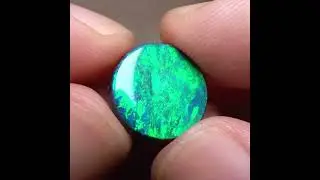 6.77cts, Round Button Stunning Black Opal