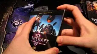 Unboxing StarCraft II: Heart of the Swarm - Collector's Edition