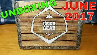 JUNE 2017- GeekGear (Superman & Co) - Unboxing