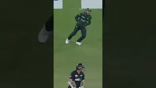 Poor Fielding By Pakistan's Fielders #PAKvNZ #3Nations1Trophy #SportsCentral M3J1K