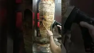 АСМР БРИТЬ СТОЙКУ ДЛЯ ШАУРМЫ | КУРИНАЯ ШАУРМА #шорты #удовлетворение #АСМР