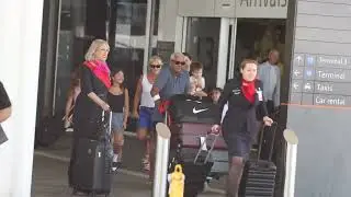 Sam kerr lands in perth with kristie