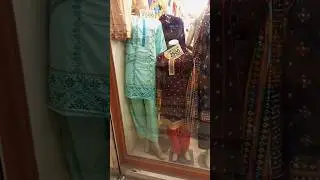 Beautiful Dresses Collections 😍🥀 Madni mall Hyderi #viral #shorts #shopping #sastabazar #ytshorts