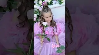 Чулпан любит быть моделью для модных магазинов. #распаковка #бренд #чулпан #звезда #kids #kid #fun