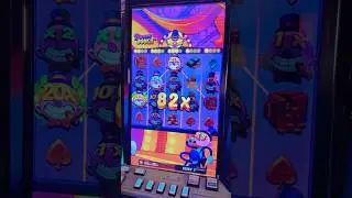 Повезло! Жирная иксовка в Donny Dough #madmaxstream #slot #casino