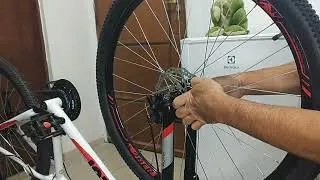 Como montar a roda dianteira da sua bike com o sistema de blocagem!