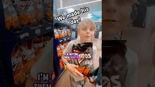 My Kids Choose Gifts for Homeless Man #helpinghomeless #parenting #viralvideo #givelove