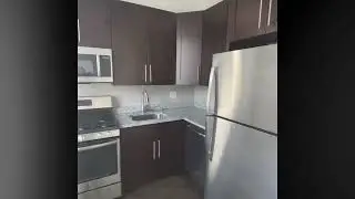 425 W Saint James