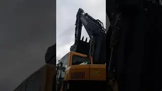 Hyundai Robex 235 LCR-9 гусеничный экскаватор