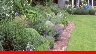 Summer Flower Garden Border Ideas 🛋️