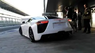 Lexus LFA. Первый тест-драйв в России. Сочи Автодром.