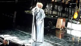 Whitney Houston - I Look To You