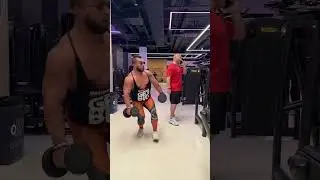 У кого понедельник тоже день ног?