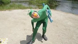 河童のコスプレした旦那を川に置き去りにしたら全力で追いかけてきて怖すぎたww