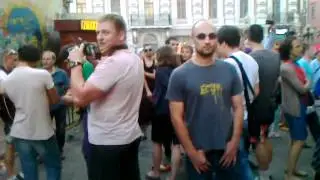 ОМОН разгоняет фанатов Цоя в день его юбилея