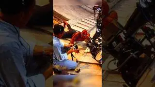 Como o Homem-Aranha Escala Paredes nos BTS