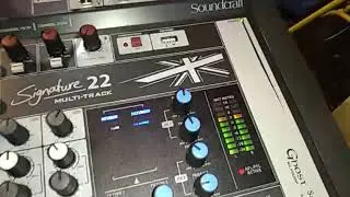 Soundcraft mixer 22 MTK program