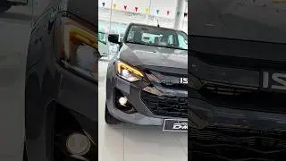 ISUZU D-Max V Cross 2025 Review