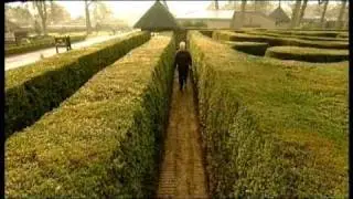Adrian Fisher on building amazing mazes (BBC 2, The Culture Show, 2005)