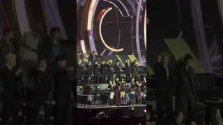 StrayKids, IZNA & Cortis reaction to 'Jump' at Golden Disc Awards 2026