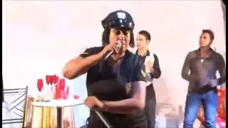 Michelle Wilson canta Com teu Charm, Can&aacute;rio do Reino e No Pa&iacute;s das Maravilhas