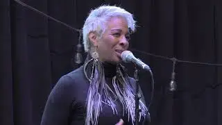 𝗦𝗵𝗮𝗸𝘂𝗿𝗮 𝗦'𝗮𝗶𝗱𝗮 performs '𝗔𝗶𝗻'𝘁 𝗚𝗼𝘁 𝗡𝗼𝘁𝗵𝗶𝗻'' featuring Donna Grantis on guitar