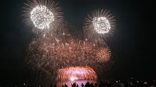 New Years Eve Firework Thailand 🇨🇷 2026 at Hua Hin Beach 🧨🎇🎆 WOW