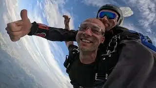 The Most Epic Proposal: Jumping Out of a Plane!