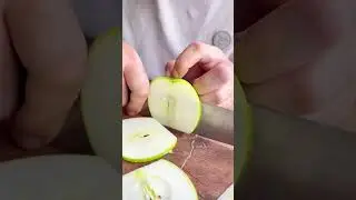 Thin slicing apple