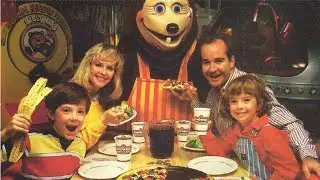 MROCZNA HISTORIA SHOWBIZ PIZZA PLACE