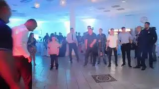 Mandica i Josip, podvezica