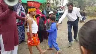 যেমন খুশি তেমন সাজ - আদর্শ কৃষক