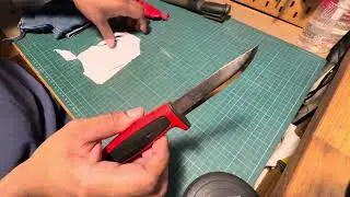 Morakniv Easy Strop At The Work Bench. Remmys Gear Bushcraft  Singapore.