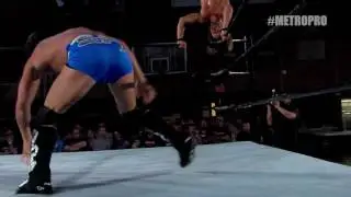 Metro Pro Wrestling - Stevie Richards gives Mike Sydal a headstanding Stevie Kick!