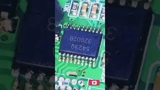 Insane SMD IC Desoldering Under Microscope 🔥🔬 #Shorts #mobilerepair #repair
