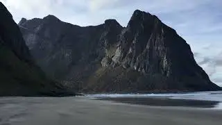 Kvalvika Beach, Fredvang