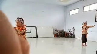 Tari Bahurekso Siswa SDN Coprayan