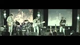 The Strumbums - In The Name Of Love