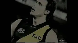 Isolated camera on Matthew Richardson,  Round 6 2001 - Richmond v North