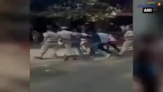 Infosys Techie Murder Accused Thrashed By Women Activists Outside Court Watch VideoOneindia News