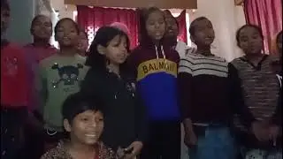 निरवाना फाउंडेशन के विद्यार्थियों को गीत सीखने का तरीका।👏👏👏