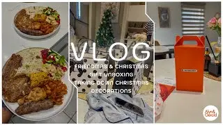 Vlog 74: Friendmas & Christmas Gift Unboxing and Taking Down Christmas Deco | South African YouTuber