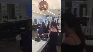 C the salon / Top Gun Front Desk