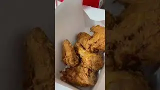 💥RED ROOSTER CHICKEN 💥#yummy #crunchy #chicken #redrooster #shorts #helenlifeinaustralia