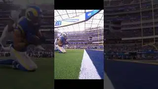 Refs screw the Detroit Lions again! How is this a touchdown by the Rams? Parkinson is clearly short