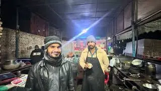 Hotal ka rewenew jes man ap dekh saktay hn 