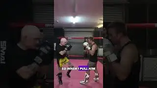 How to catch a front kick 🦵 #shorts #muaythai #mma #viral #discover #share