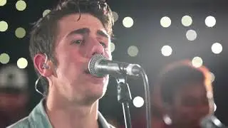 TEL UN VASE D'ALBÂTRE - The Worship Society - voir paroles dans la section commentaire